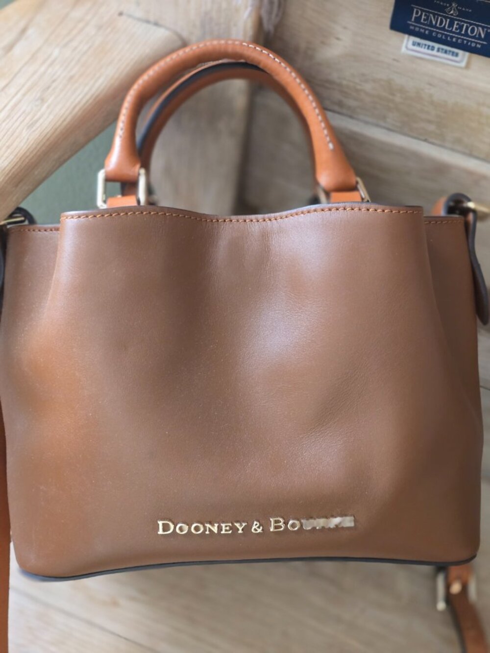 Dooney & Bourke Small Leather Barlow - Picture 2 of 14